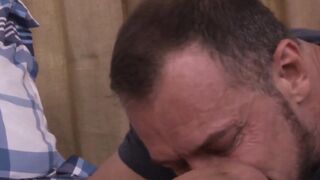 Max Sargent stretches Kory Houston's tight hole deep