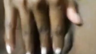 Black Amateur Fingers Herself on Webcam