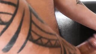 Alam Herrera fingered and then bred raw by Fabian Plata