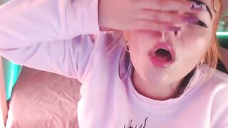 Slutty Teen Spitting Aheago On Webcam