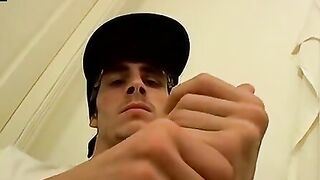 Str8Thugs.com - Athletic straight jock masturbates solo and cums on camera with pride