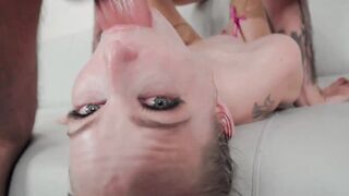 Petite blonde Scarlett Sage first time trying face fucking