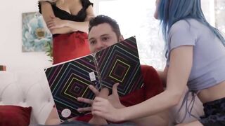 Jewelz Bluâs special lesson from stepbroâs cock