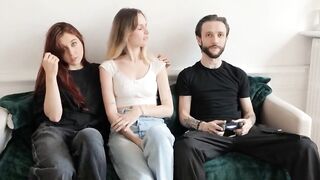 Lucky Guy Gets 2 French Beauties for FFM Threesome