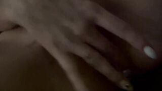 Blonde babe pleasures herself with a butt plug on webcam Hoe 2