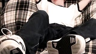 Twink Jarrod Prince has suckable toes that will make you drool