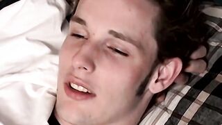 Twink Jarrod Prince has suckable toes that will make you drool