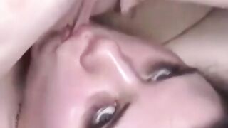 Girlfriends Love Eating Each Other Out in 69
