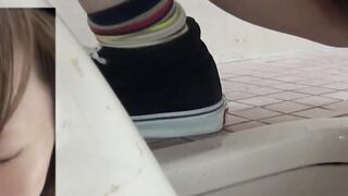 Voyeur tails suited women till he films their restroom pee