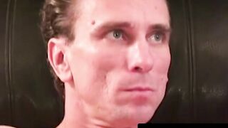 Amateur guy puts on a hot solo jerking show