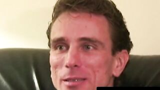Amateur guy puts on a hot solo jerking show
