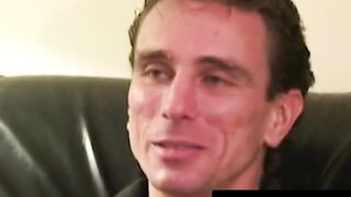 Amateur guy puts on a hot solo jerking show