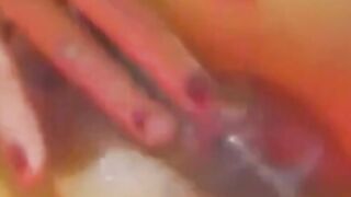 Asian Amateur Rosebud Fists Herself