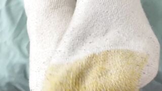 Bearded stud admires his own feet while filming solo jerkoff