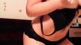 Hot Couple's Webcam Sex Tape