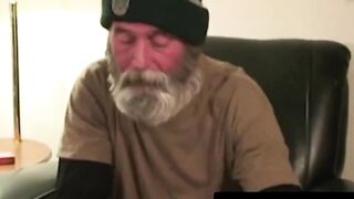 Hobo grandpa with huge beard jerks off hard