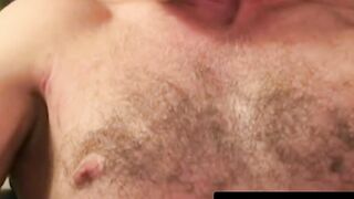 Bearded old dude shows off in sexy jerk session