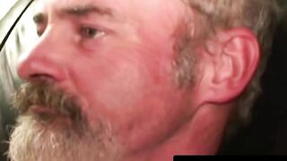 Bearded old dude shows off in sexy jerk session