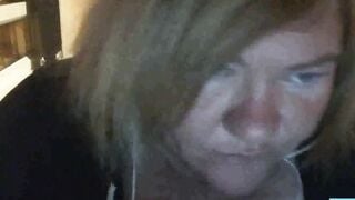 Big-Breasted American Woman on Webcam HD