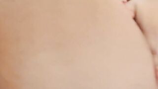 Big-Tit Colombian Amateur Connie O. on Webcam Hoe 2