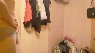 Girl Cheats for Cash: Hardcore Amateur Blowjob