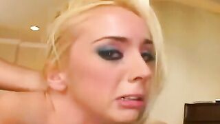Double Penetration Threesome for Aggressive Amateur Hoe 2