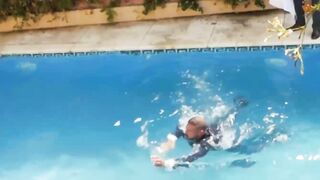 Ripped DILF Marco Napoli reserves his butthole for Damon Hearts dong