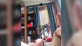 Aussie Amateur Reaches Orgasm