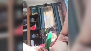 Aussie Amateur Reaches Orgasm