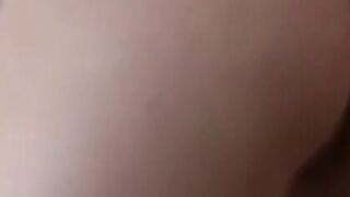 Deutsche brünette Amateur-Babysitter-Sextape