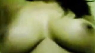 Big-Breasted Indonesian Amateur Babe Hoe 2