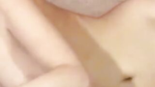 Sexy Milf Masturbating on Cam