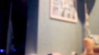 Redhead's OhMyBod Toy Orgasm on Webcam