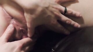 New Year Amateur Couple's Passionate Sex Ends With A Huge Facial