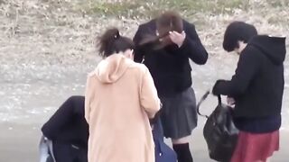 Fortunate watcher eyes group of women peeing in the open