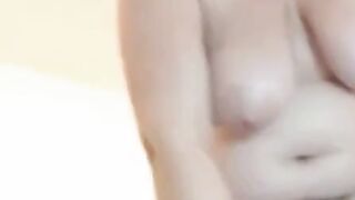 Hairy MILF Emma on Webcam