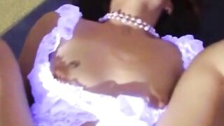 Deutsche Blondine mit Doppelpenetration