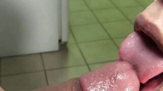 Pro cocksucker David Ace swallows Cesar Xes fuckpole