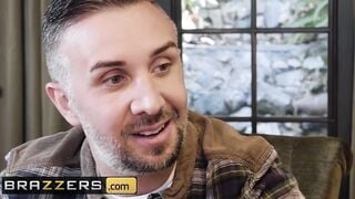 Brazzers - Step Daughter Emma Hix wants her Daddys Huge Dick