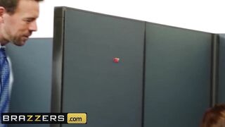 Brazzers - Campus Security Protects Coeds and Takes a Penis for the Team