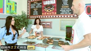 Brazzers - Long Tit Cop Audrey Bitoni wants two Donnuts with a Hugest Penis