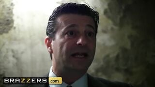 Brazzers - British Cop Elicia Solis Entraps some Long Dick