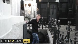 Brazzers - Long Clitoris Cop Esperanza Gomez Gets Nailed by Danny D