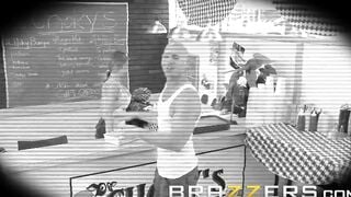 Brazzers - Kagney Linn Karter Loves Serving Burgers and Blowing Huge Penis