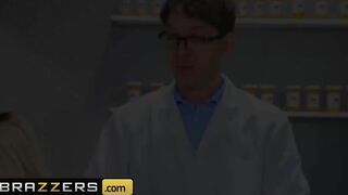Brazzers - Hot Kenzie Reeves Fucks her Pharmacy Markus Dupree for her Medication