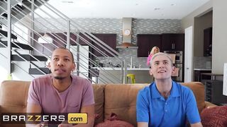 Brazzers - Goddess Big Tit Hot Bridgette B has a Double Penetration by 2 Long Dicks