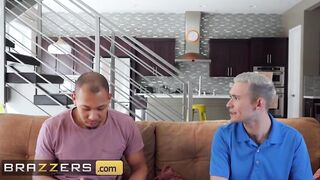 Brazzers - Goddess Big Tit Hot Bridgette B has a Double Penetration by 2 Long Dicks