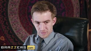 Brazzers - Hippie Step Daughter Rebecca Volpetti Blows off new Stepdad