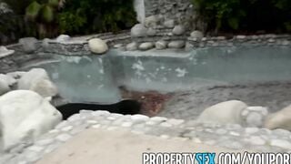 PropertySex - Bad real estate agent goes extra mile to keep client happy