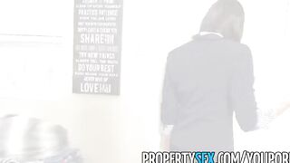 PropertySex - Realtor willing to do anything to got Xmas bonus